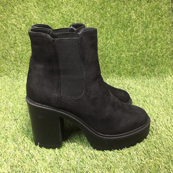 FOREVER21, Suede Chelsea boots, Wmn's 10. - Picture 2 of 6